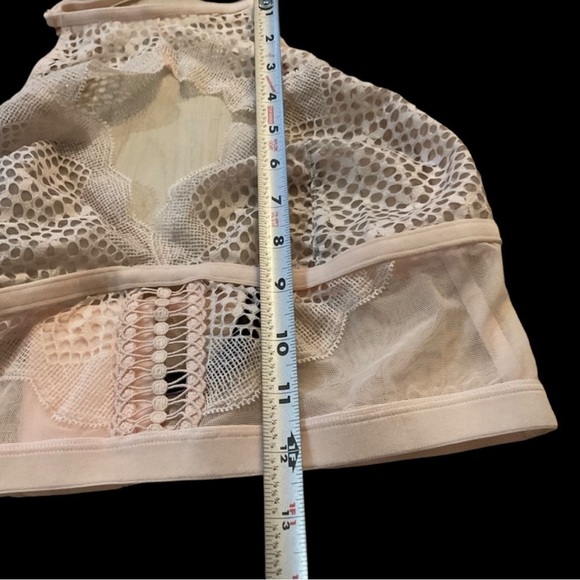 Victoria’s Secret Very Sexy Lacey bralette size L and Cheeky Panties M ❤️ - Picture 11 of 12